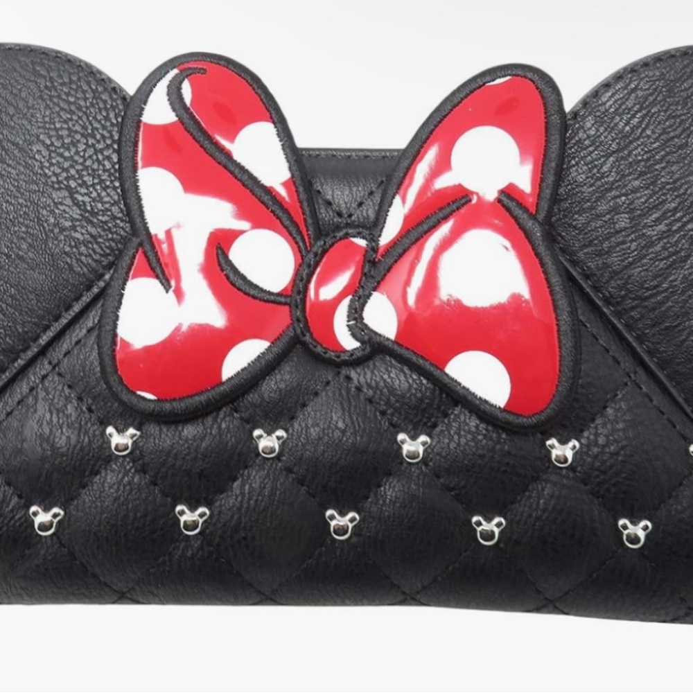 Loungefly - Minnie Bow Wallet (New with Tags)